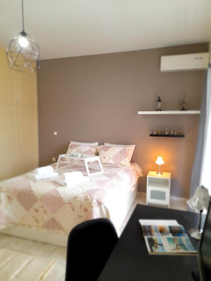 Irinis Apartment In Kalamata Exteriör bild